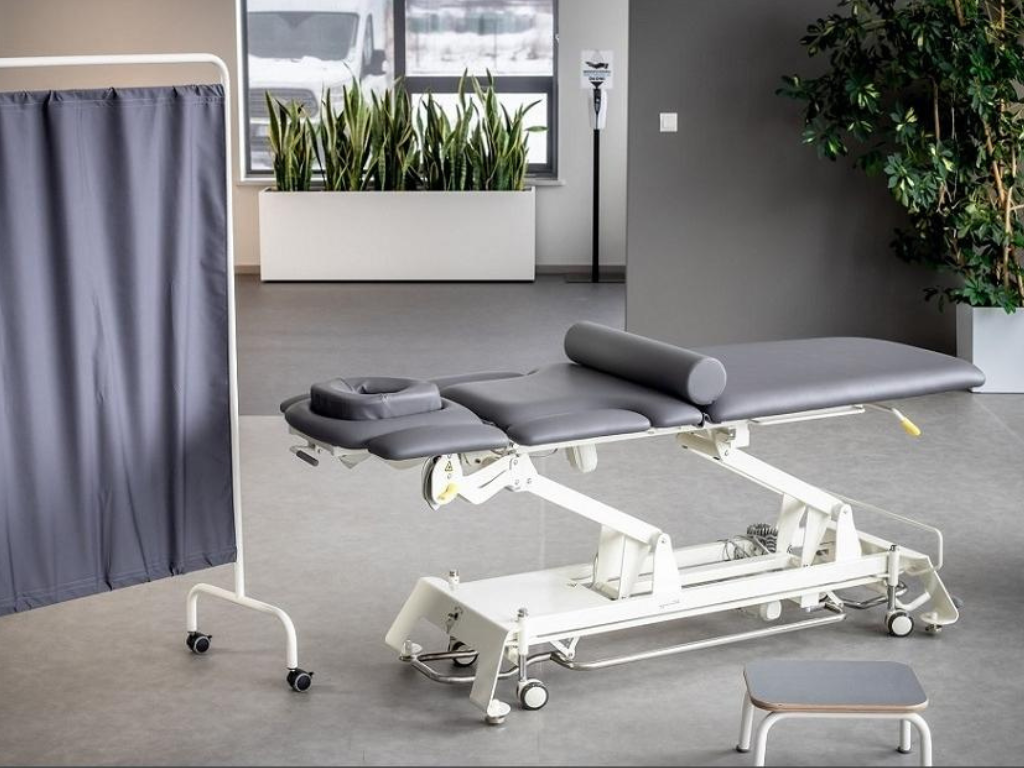 Wie wählt man eine elektrische Massageliege, um ergonomisch und ohne Überlastung zu arbeiten?