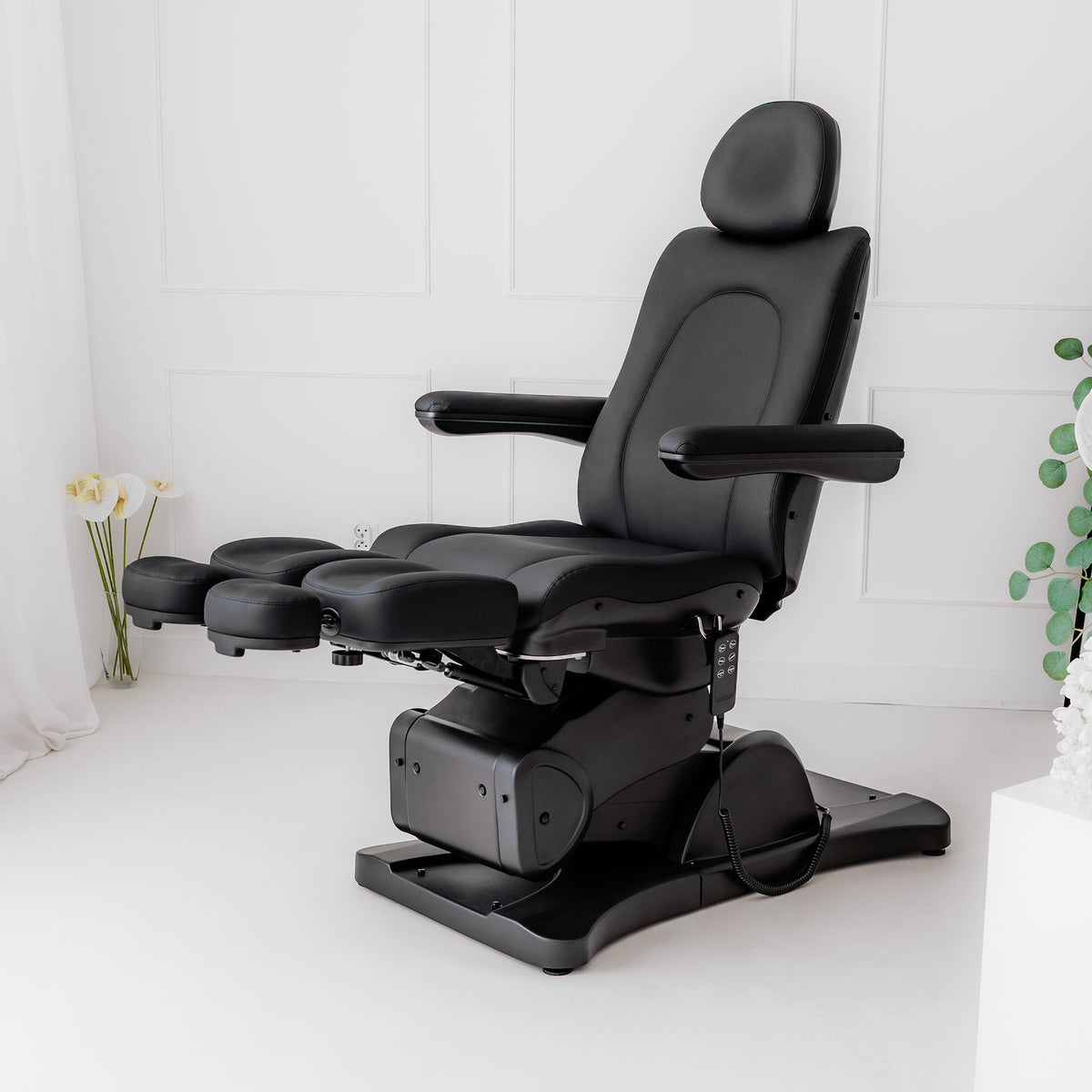 Kosmetikliege Elektrisch Sorina PRO 7 | Kosmetiksessel mit elektrischer Verstellung | 4 Motoren | Wiegefunktion