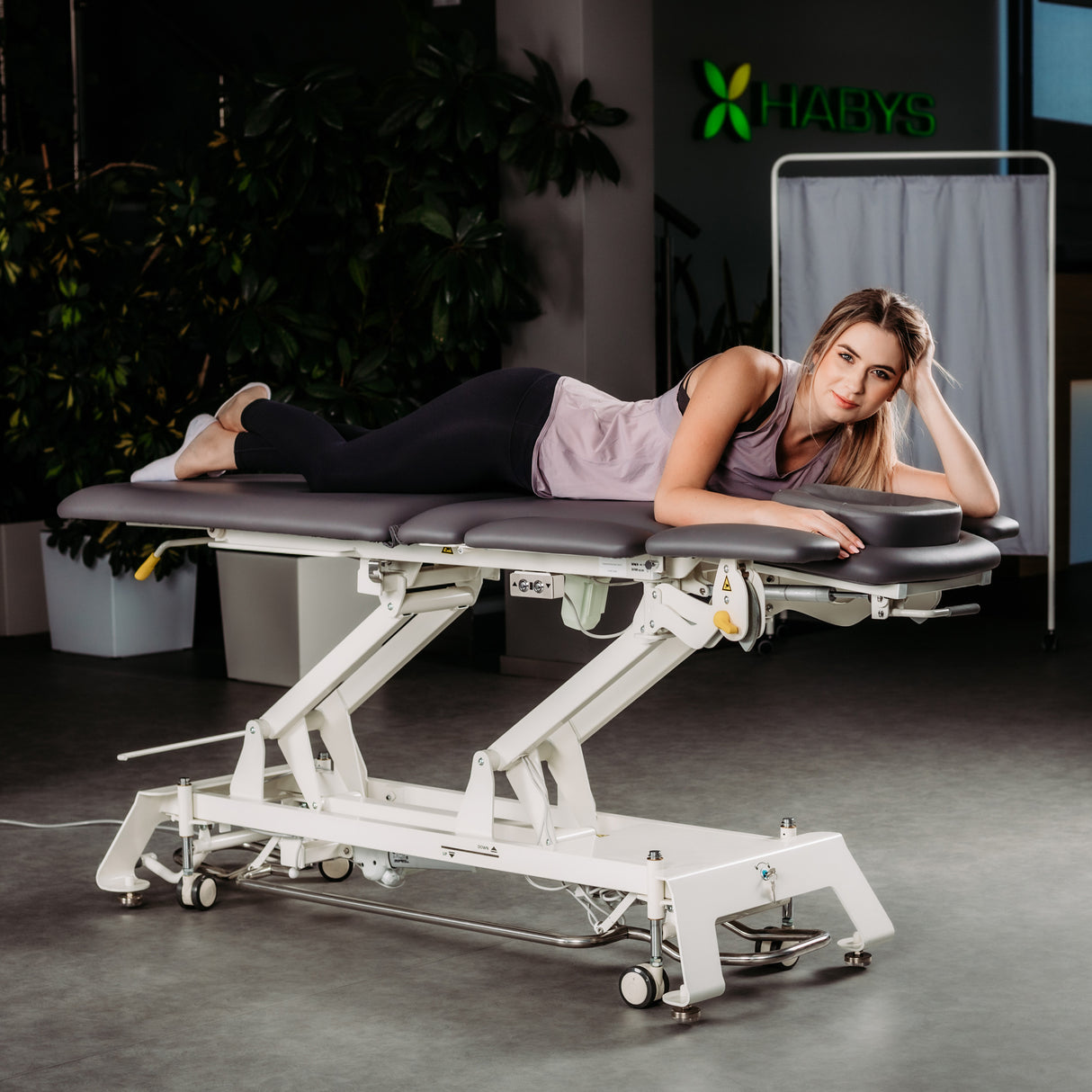 Therapieliege Elektrisch Evero X7 Ergo 7-Segmente | Steuerrahmen
